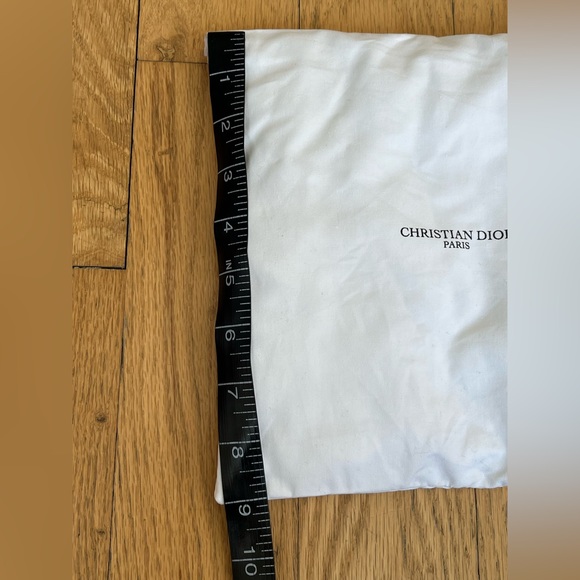 Christian Dior Box & Pillow - Picture 5 of 9